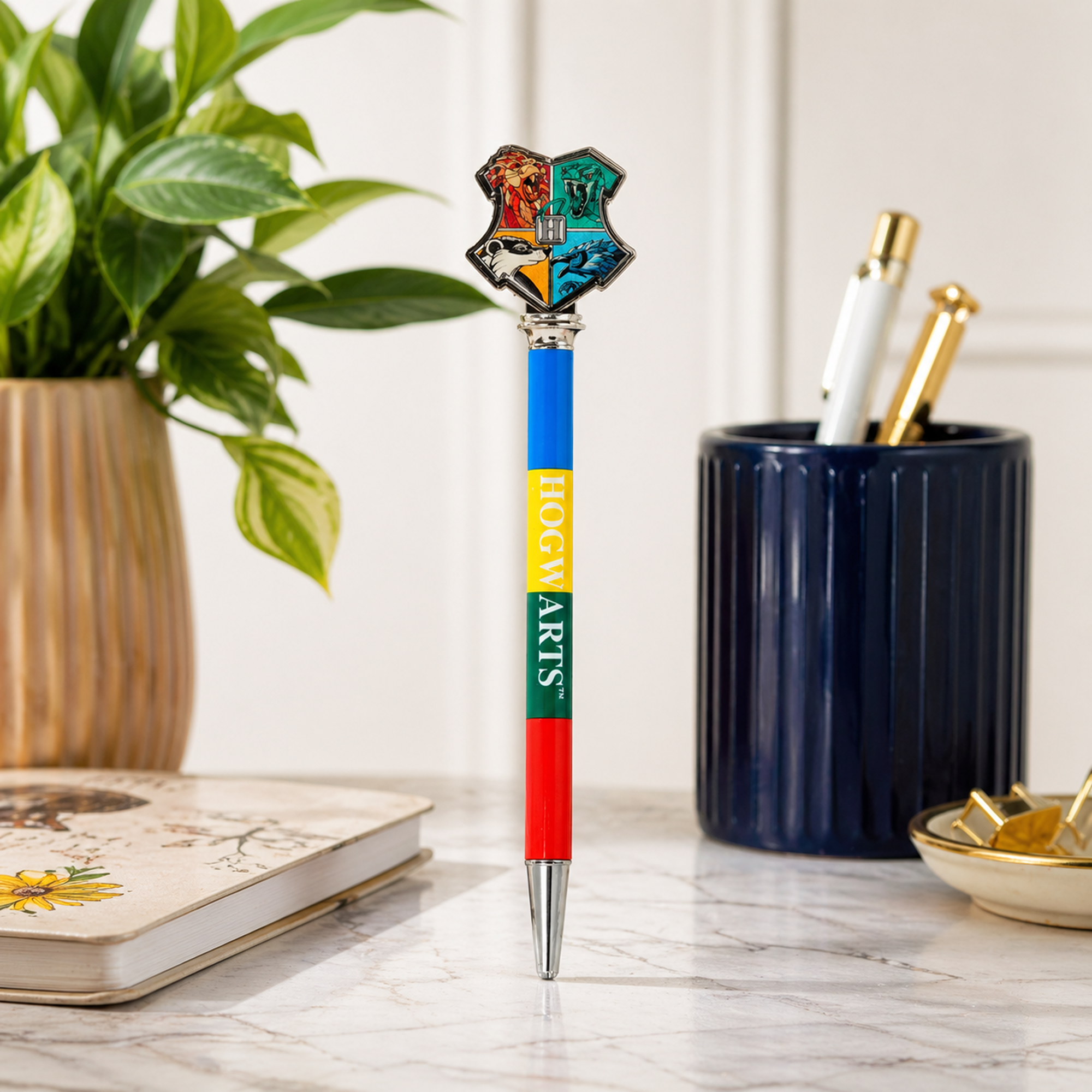 Harry Potter Hogwarts Crest Topper Pen Wizard School Ballpoint Pen