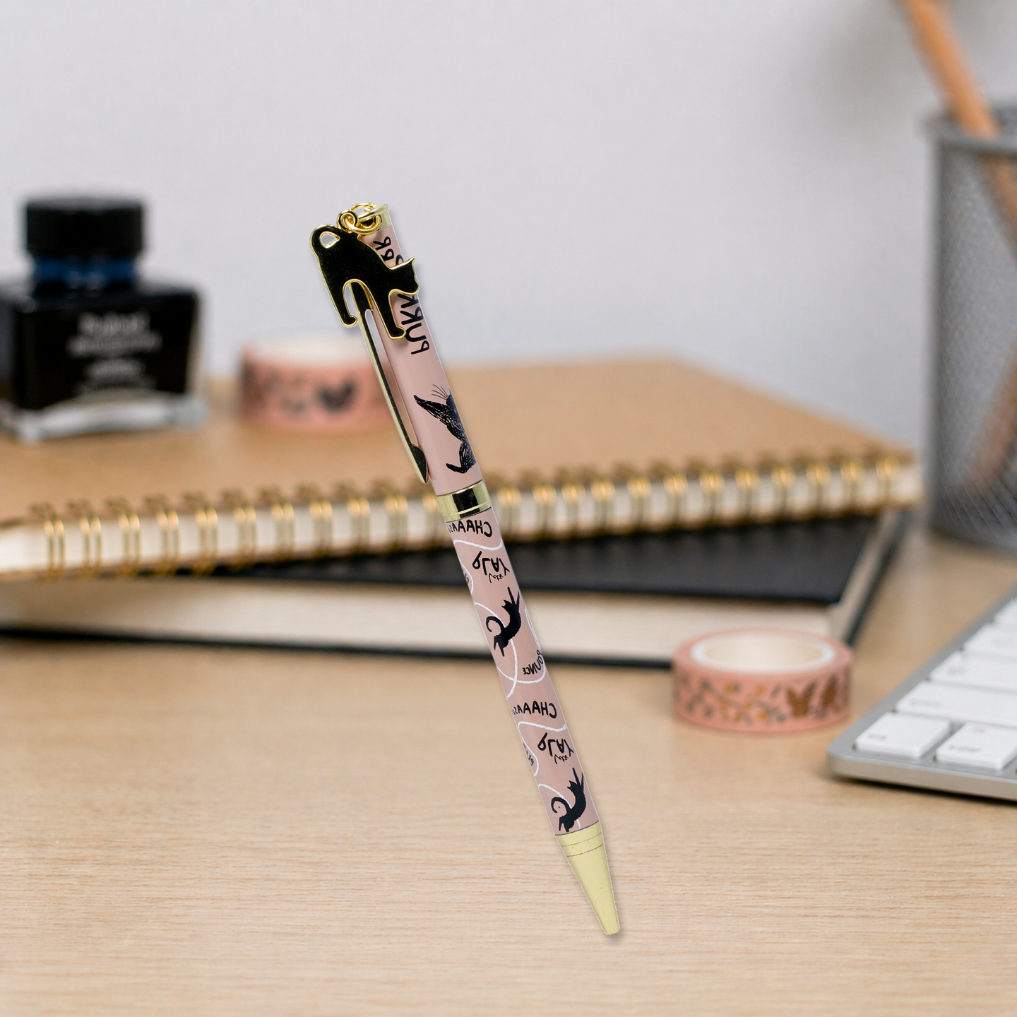 BATTERSEA Cat Charm Ballpoint Pen – Cute Animal Writing Pen with Gold Clip