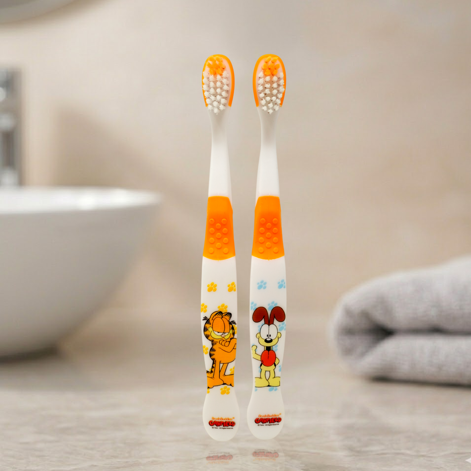Garfield & Odie Kids Toothbrush Set 2 Pack Soft Bristle Children's Toothbrushes