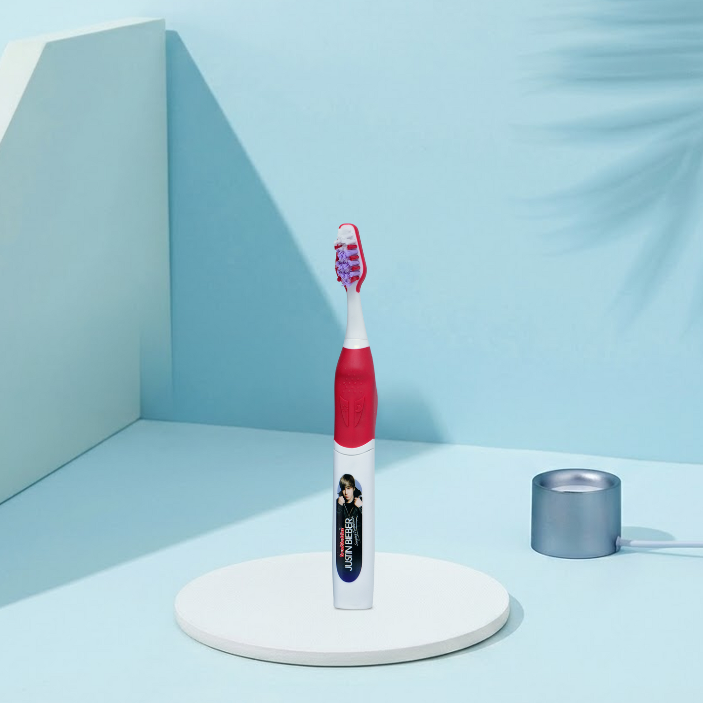 JUSTIN BIEBER  Singing Toothbrush – Interactive Sound Brush JUSTIN BIEBER SOMEBODY TO LOVE ME (Random Colour)