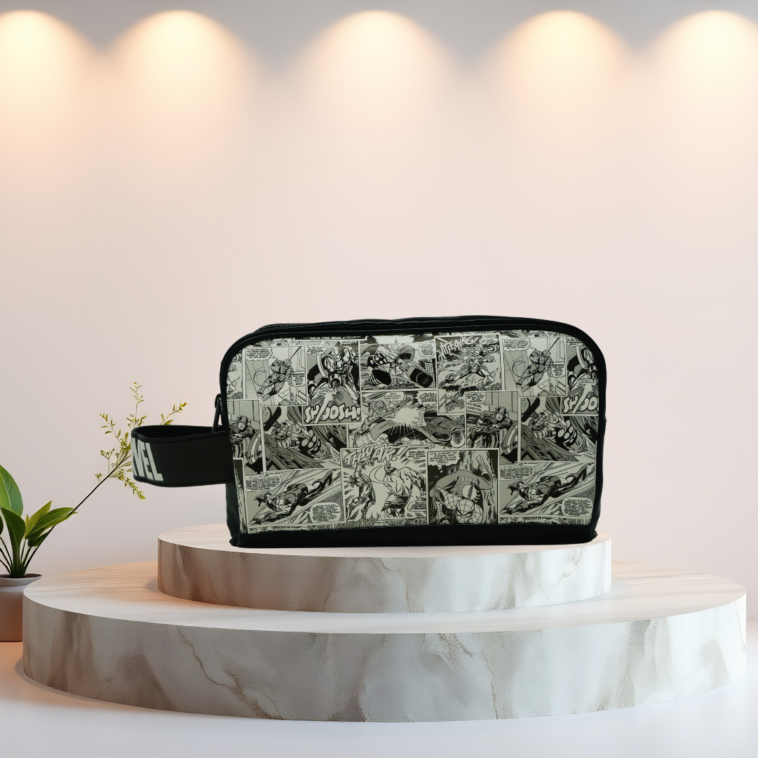 Marvel Monochrome Comic Wash Bag Black