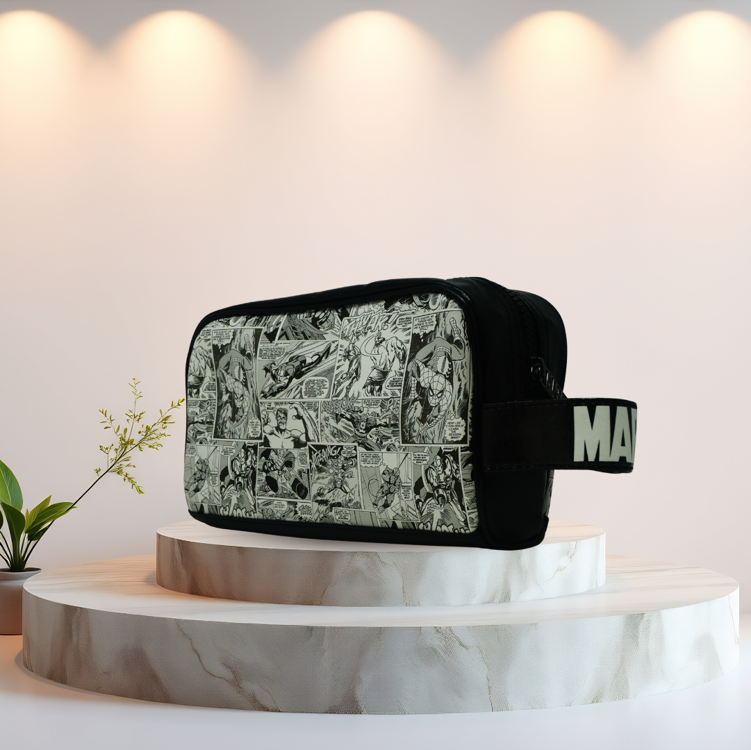 Marvel Monochrome Comic Wash Bag Black